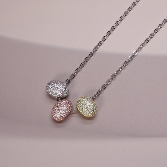 Trio style chain pendant