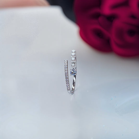 “Pearl Grace Dual-Band Ring – Italian 92.5 Silver with CZ Elegance”