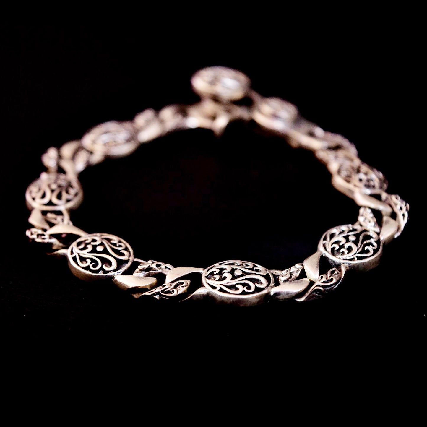 92.5 Silver Oxidised Antique Round Motif Bracelet
