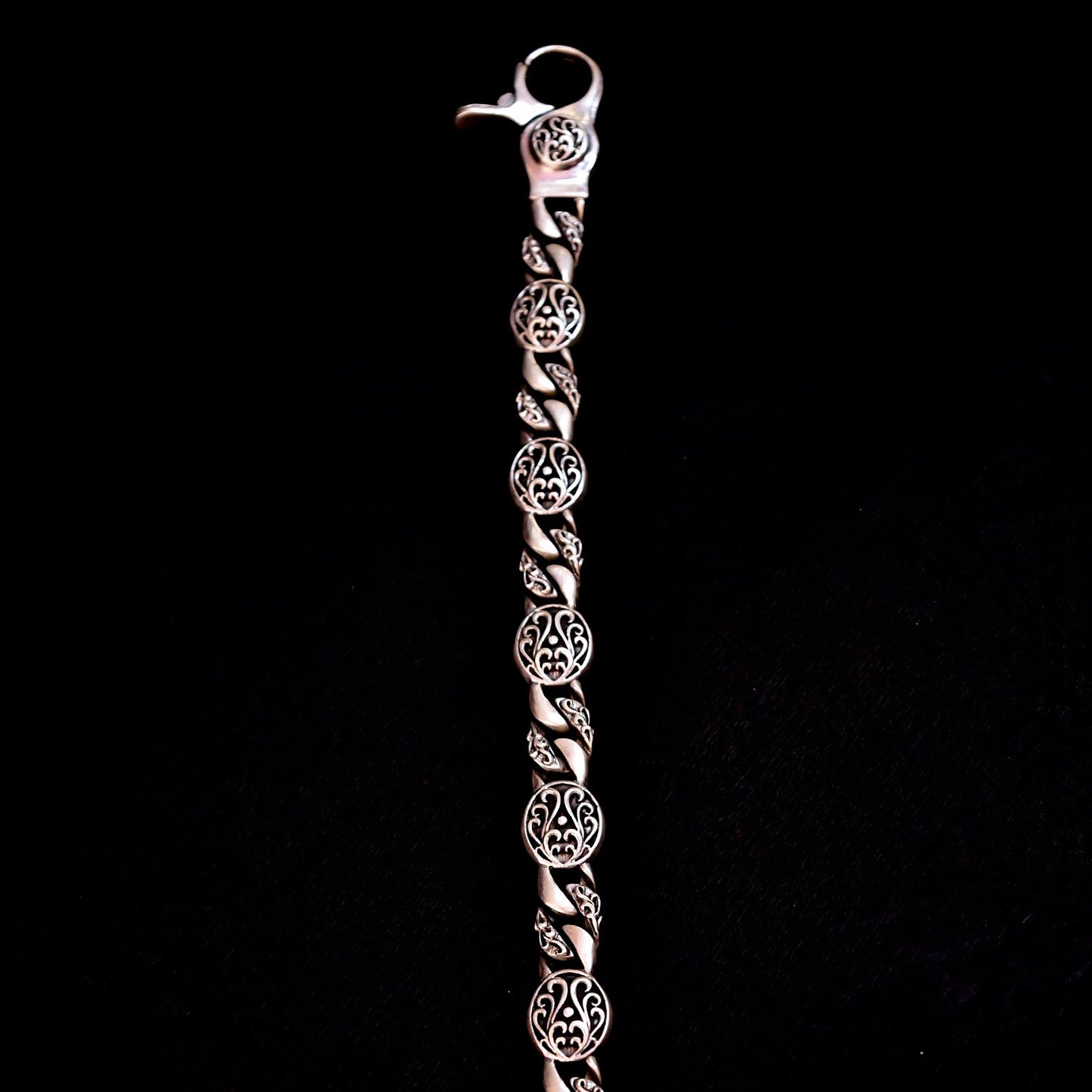 92.5 Silver Oxidised Antique Round Motif Bracelet