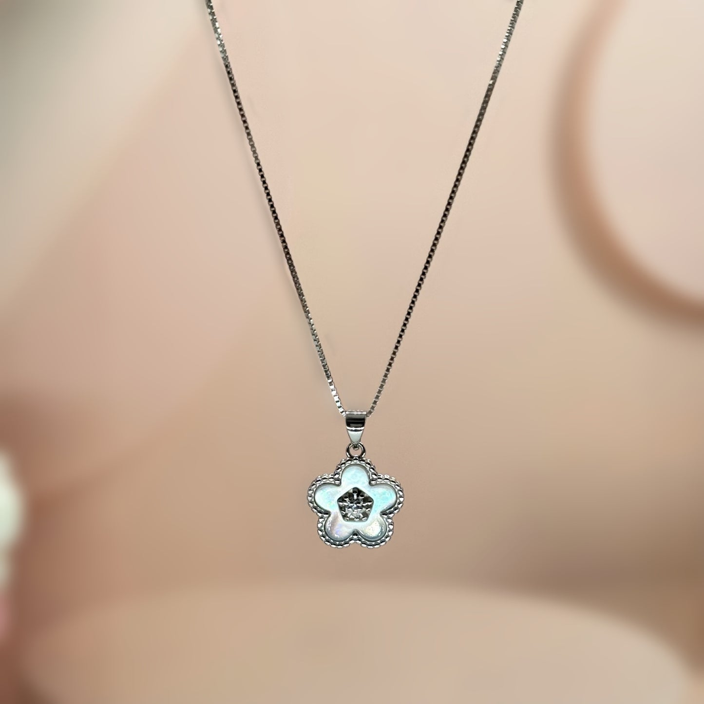 Elegant Flower Set in Italian 92.5 Silver