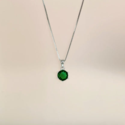 Green Solitaire Necklace in Italian 92.5 Silver