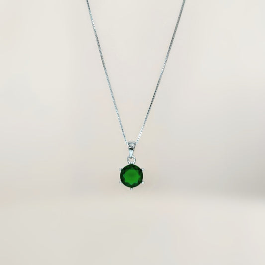 Green Solitaire Necklace in Italian 92.5 Silver