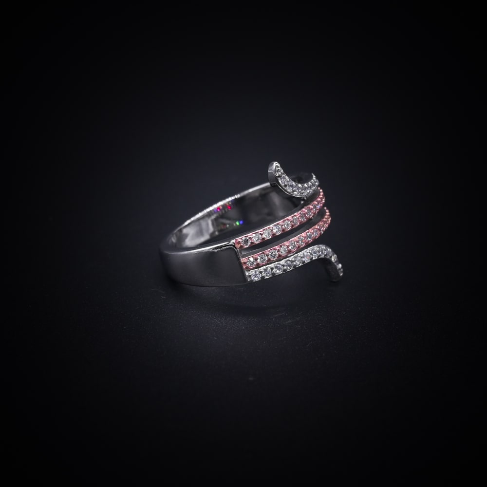 ✨ Dual Aura Wave Ring – Italian 92.5 Silver Luxe Edition ✨
