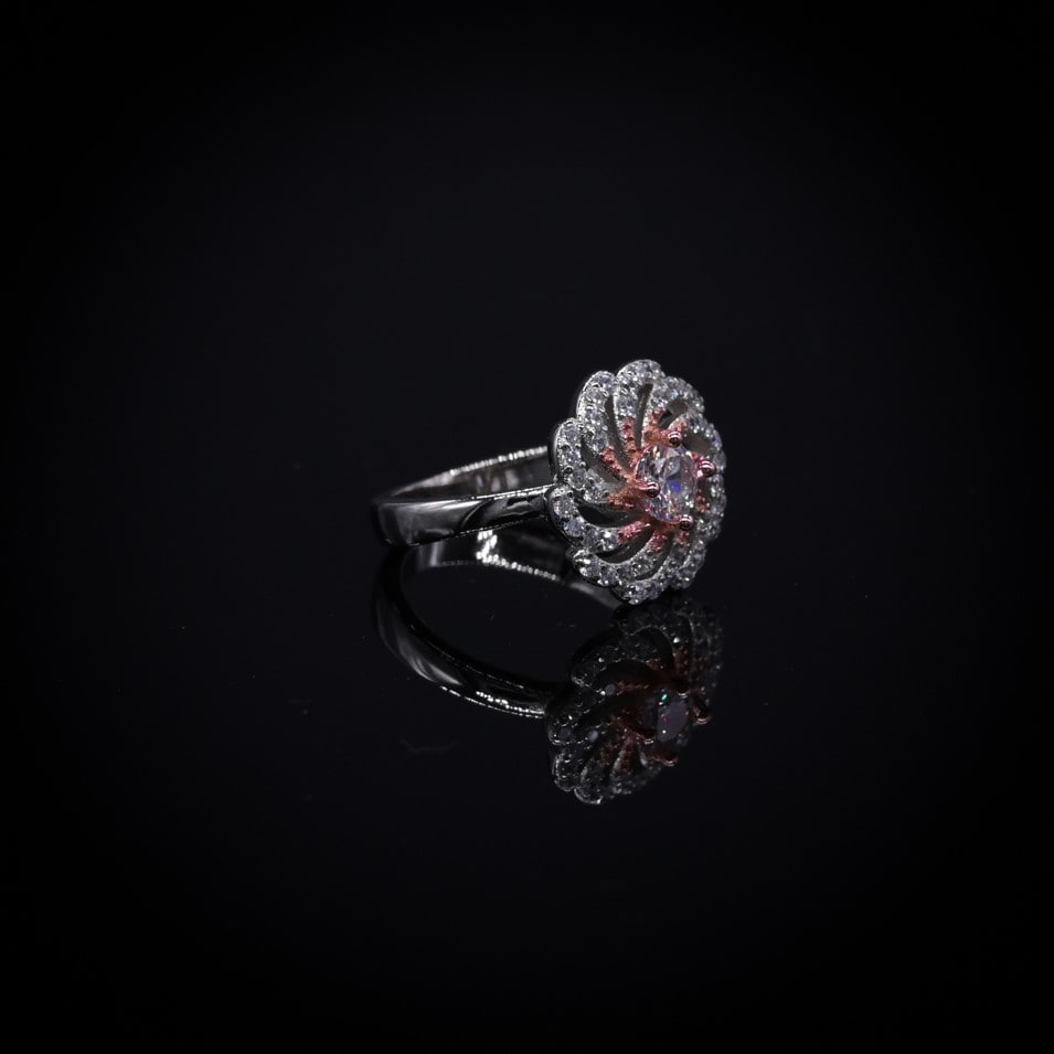 Enchanted Halo Spiral Ring – Italian 92.5 Silver