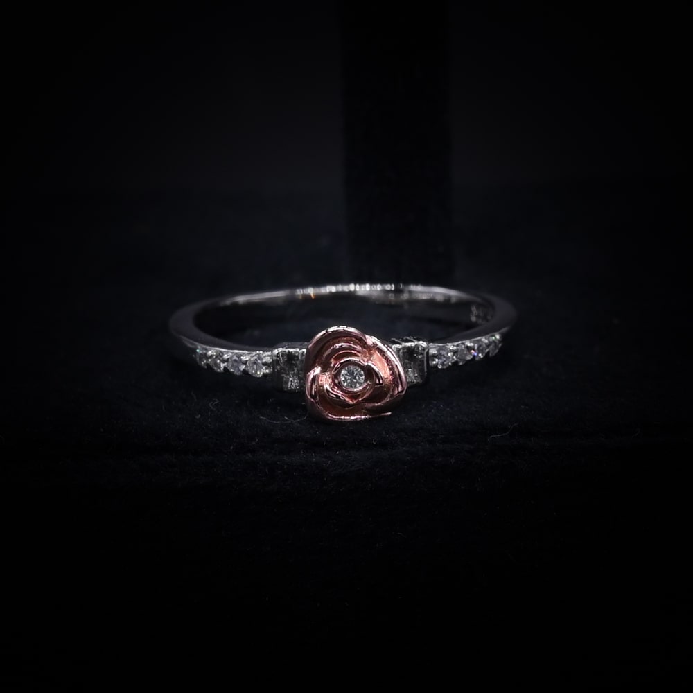 🌹 Eternal Rose Bloom Ring – Italian 92.5 Silver Luxury Edit