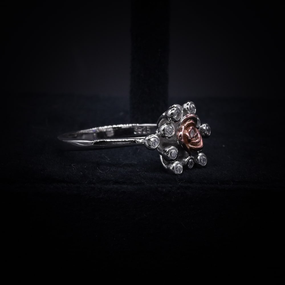 Radiant Bloom Rose Halo Ring – Italian 92.5 Silver Luxury Edition