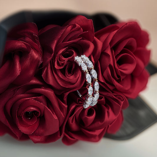 “Eternal Radiance Dual-Band CZ Silver Ring – Adjustable Free Size Elegance”