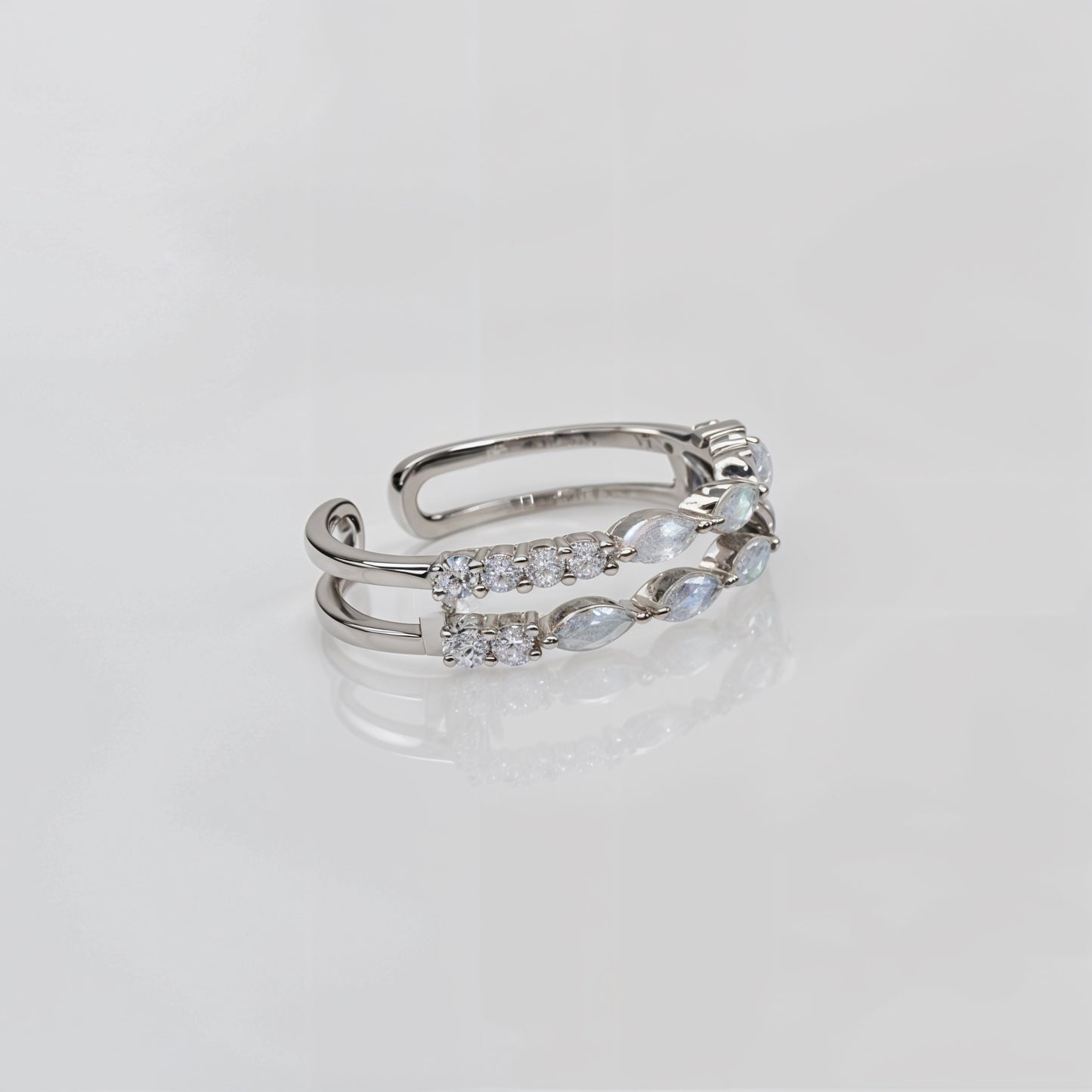 “Eternal Radiance Dual-Band CZ Silver Ring – Adjustable Free Size Elegance”